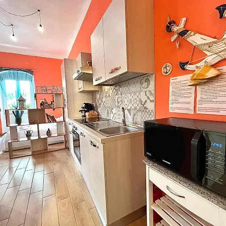 Ca Del Vins - Flat In Lägenhet La Spezia